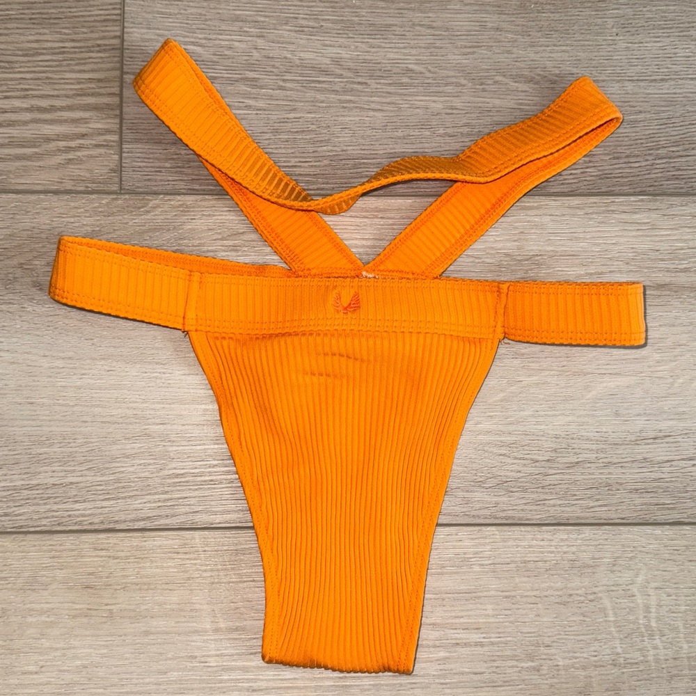 Minimale Animale Ribbed Bikini - Picture 7 of 8